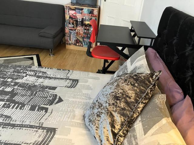 Bedroom 4, Comfy rooms. Shared East London Homestay., London