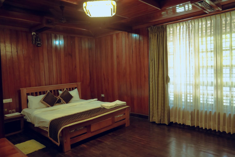 Bedroom 2, Wood Clusters, Kodagu
