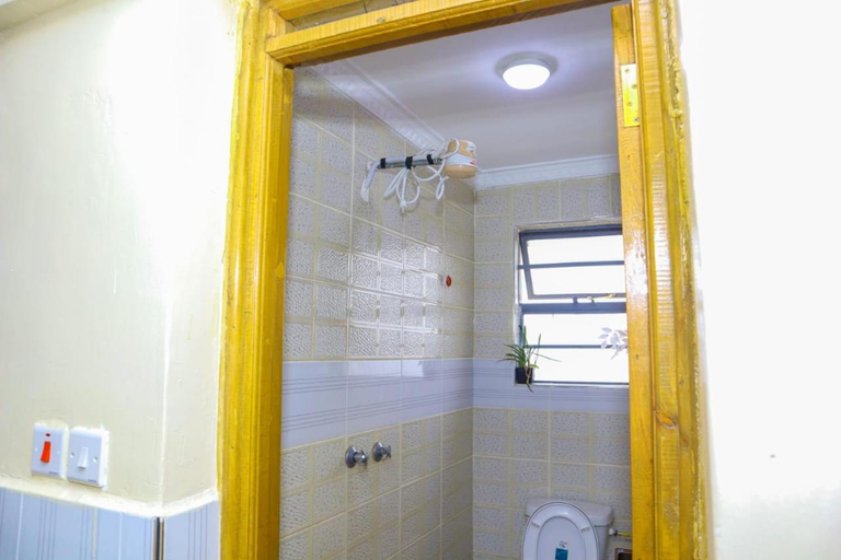 Bathroom, TRAN-quil Homes, Ruiru