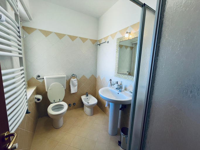 Bathroom 3, Villa La Brace, Vibo Valentia