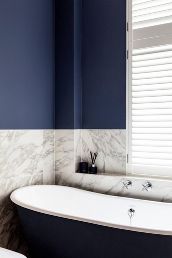 Bathroom 2, Premium Apartment 4BR, London