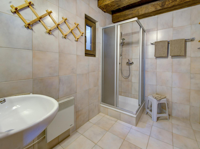 Bathroom 3, Almdorf Hochlienz, Apartment Alm 30, Lienz