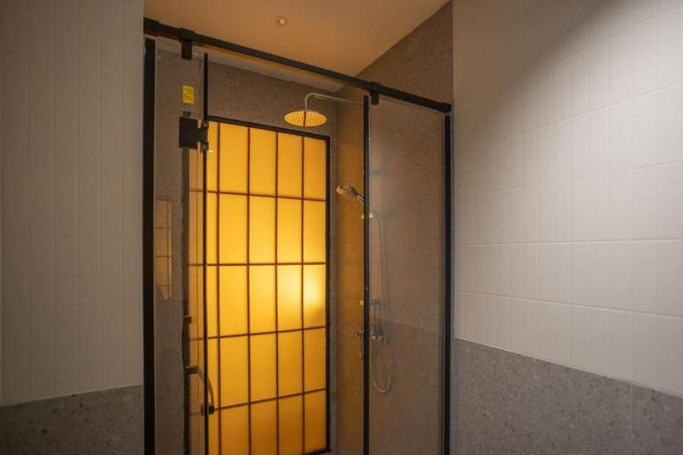 Bathroom 4, Moreland youth hostel 多园青年旅社, Nanjing