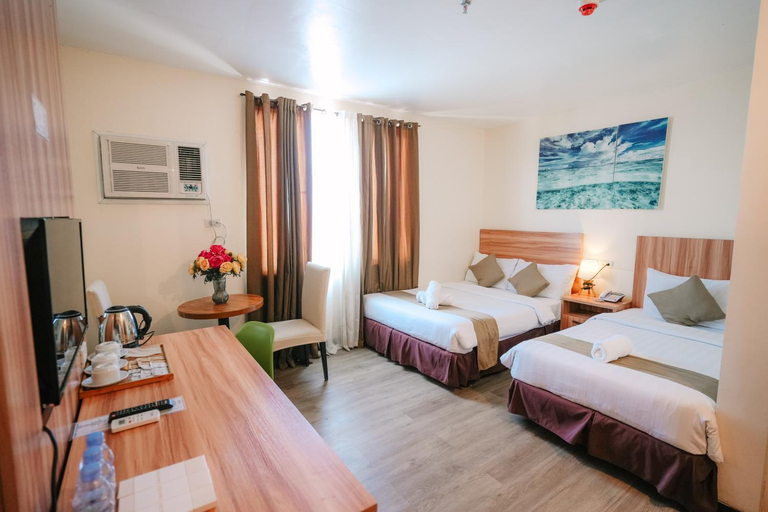 Bedroom 3, Baypark Hotel, Calbayog City