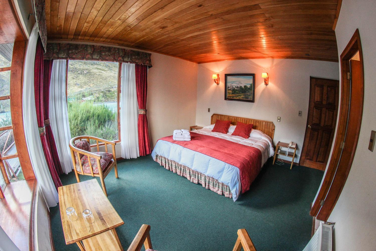 Bedroom 4, Hosteria Pehoe, Última Esperanza