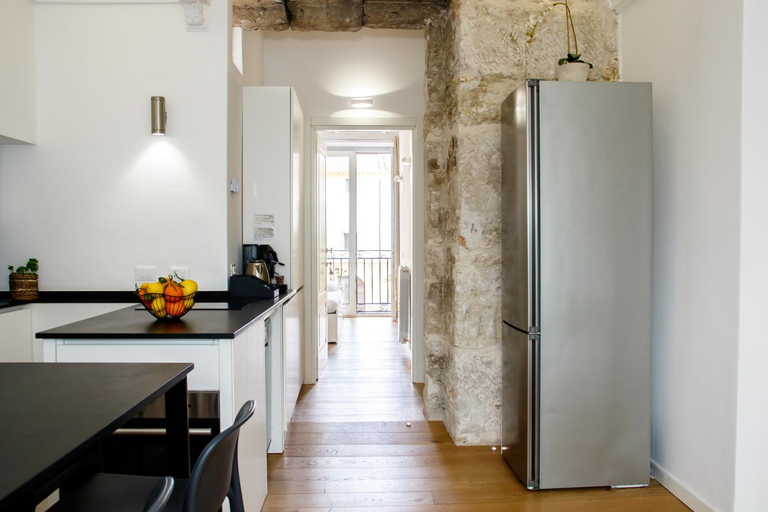 Others 3, Valverde Home, Palermo