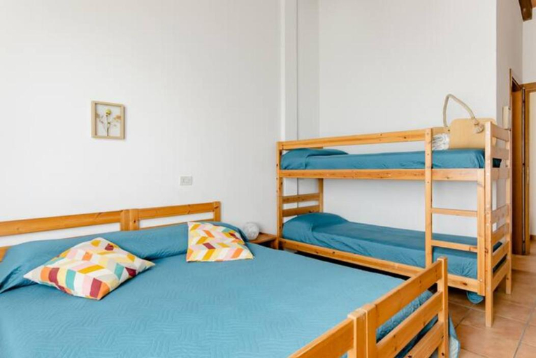 Bedroom 2, Trekking hostel Onferno vicino San Marino, Rimini
