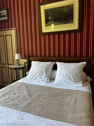 Bedroom 2, Chateau de Mongazon, Nièvre