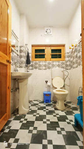 Bathroom 3, Moonshine Homestay Kashmir, Srinagar