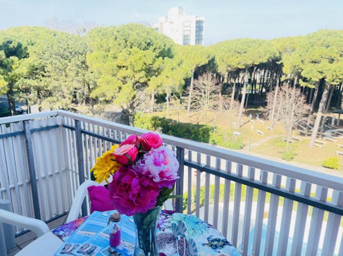 Balcony/terrace 3, Airy Apartment With Balcony-beahost, Venezia
