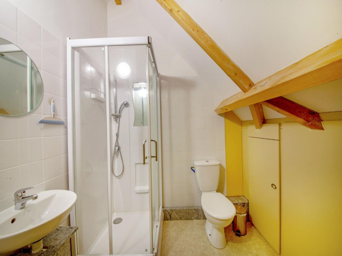 Bathroom 3, Cozy Home with Scenic Views, Lot