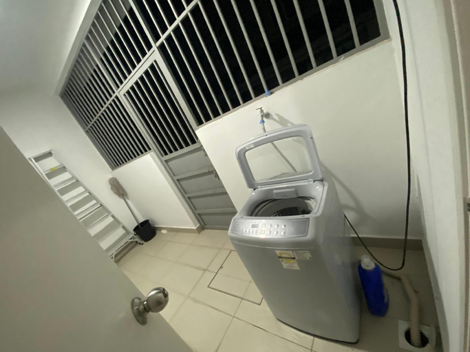 Bathroom 2, Desaru Happy Guest House - D, Kota Tinggi