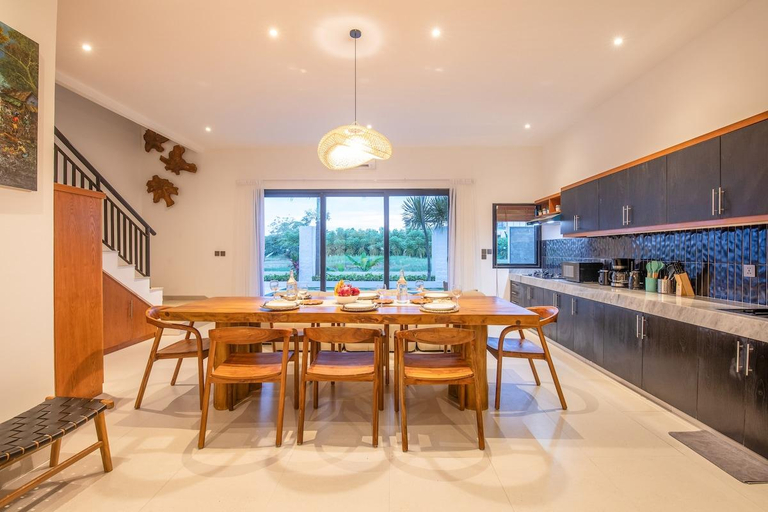 Kitchen 3, 4 Bd Seminyak Rice Paddies View 4 Mins to Beach, Badung