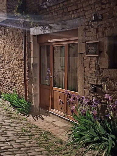 Others 5, Chambre Les Marguerites, Saône-et-Loire