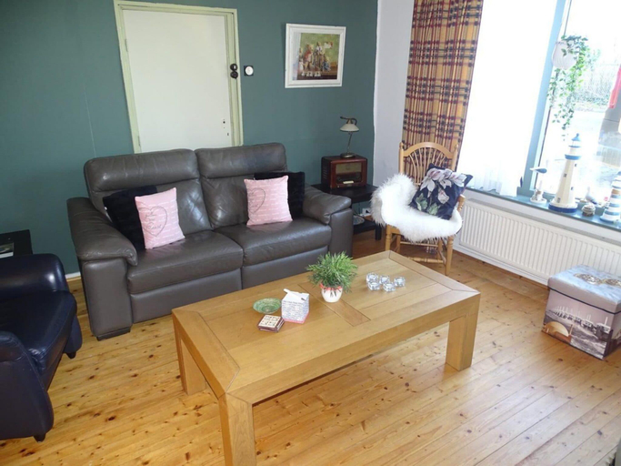 Others 5, Pet-Friendly Zeeland Getaway, Sluis