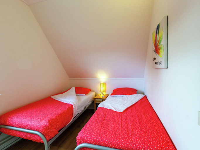 Bedroom 2, Peaceful Holiday Home, Dongeradeel