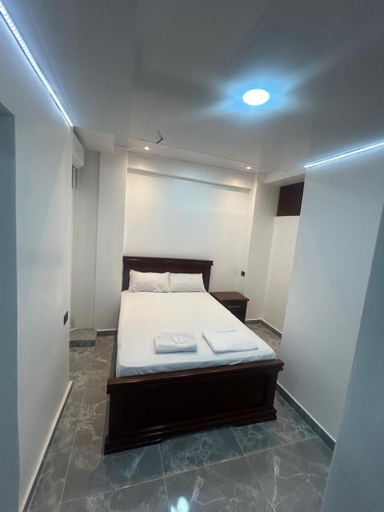 Others 3, Scotland Hotel, Guayaquil
