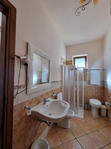 Bathroom 3, Hotel Borgo Eolie, Messina