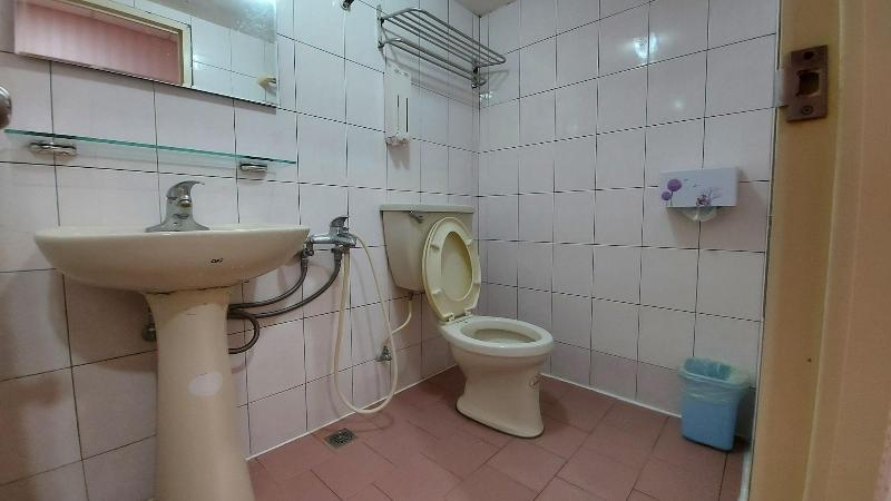 Bathroom 3, YoYo B&B, Pingtung