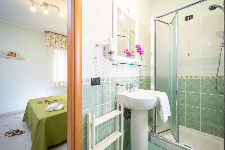 Bathroom 4, Sweet Home, Reggio Di Calabria