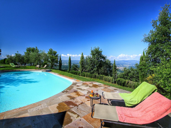Swimming pool 5, Detached villa for 6-pers with outdoor swimming pool, Arezzo