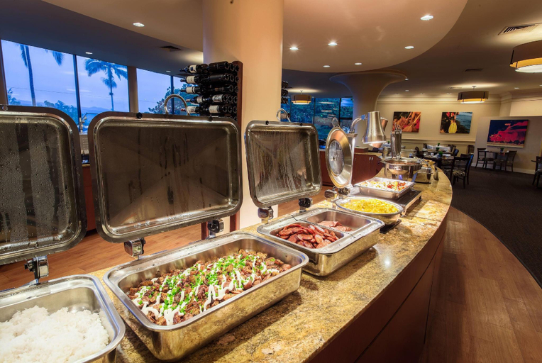 Food & Drinks 5, Hilo Hawaiian Hotel, Trademark Collection by Wyndham, Hawaii