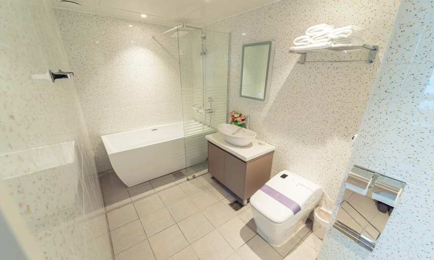 Bathroom 5, Am Ort Hotel, Yeosu