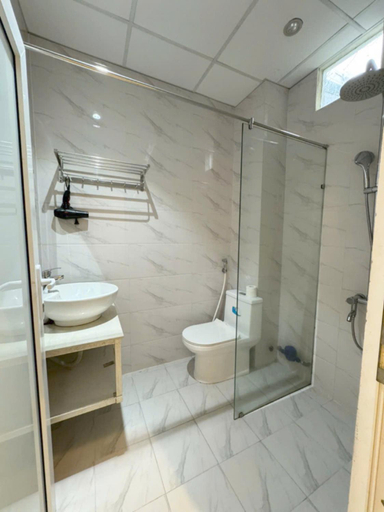 Bathroom 4, Annie Danang Hotel & Apartment, Da Nang