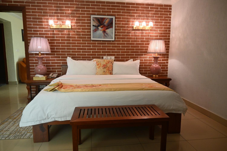 Bedroom 1, Grand Hotel Aeroport, Douala, Wouri