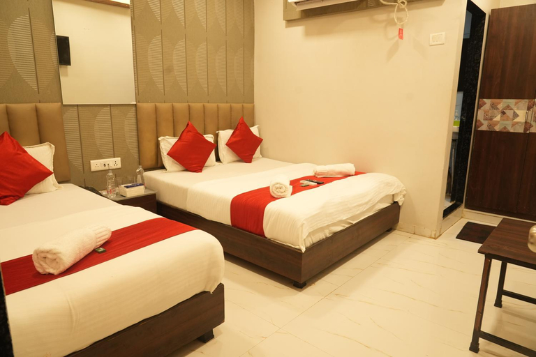 Bedroom 3, Hotel Vaithi Residency , Mumbai Suburban