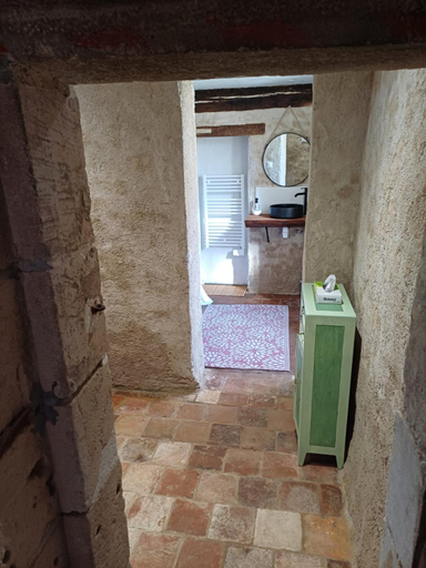 Others 4, Chambre entree independante dans tour du 15eme siecle, Indre