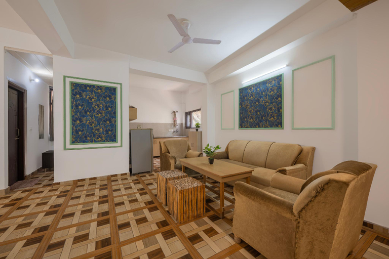 Public Area 3, The Chalet Homestay, Solan