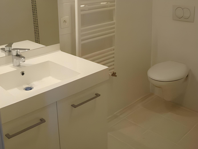 Bathroom 2, La Residence Therm’Appart, Allier