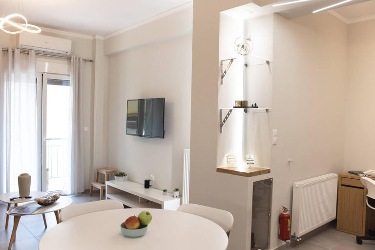 Bathroom 2, Comfortable and Spacious Apartment Near Acropolis, Attica