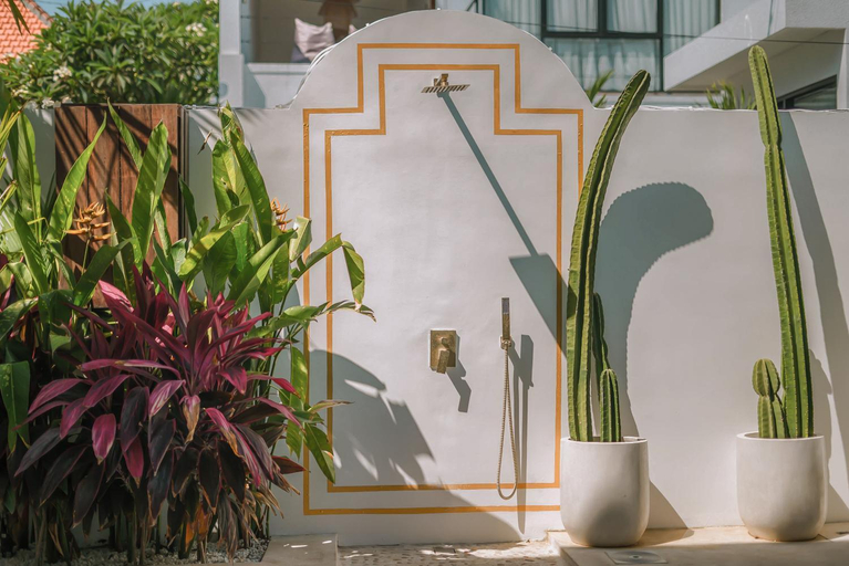 Exterior & Views 2, Villa Sunset: 2BR Elegant Villa in Central of Canggu, Badung