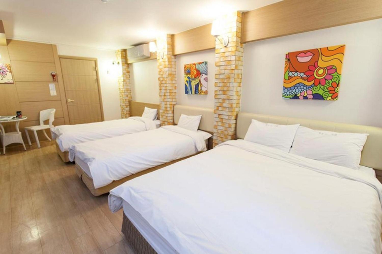 Bedroom 3, Tongyeong Bay Condo Hotel, Tongyeong