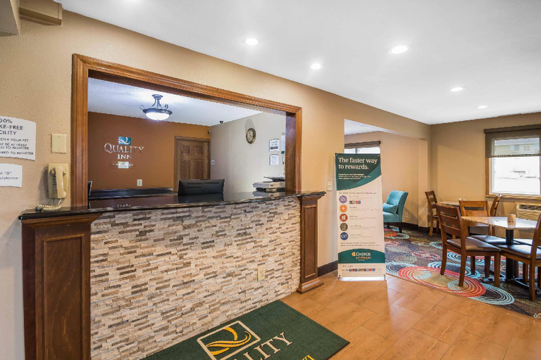 Public Area 2, Quality Inn Janesville North, Rock