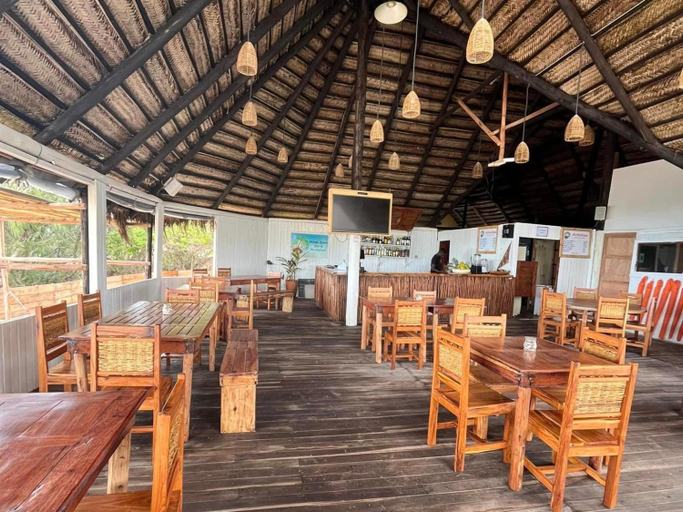 Food & Drinks 4, Mango Beach Lodge, Jangamo