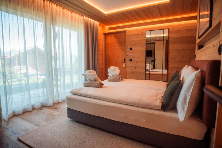 Bedroom 2, MAD Retreat Hotel, Conthey