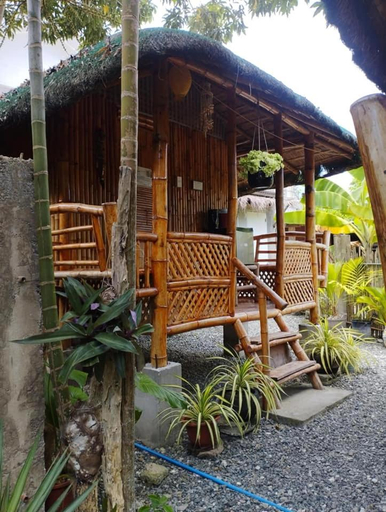 Others 5, Titanic's Nipa Hut, Moalboal
