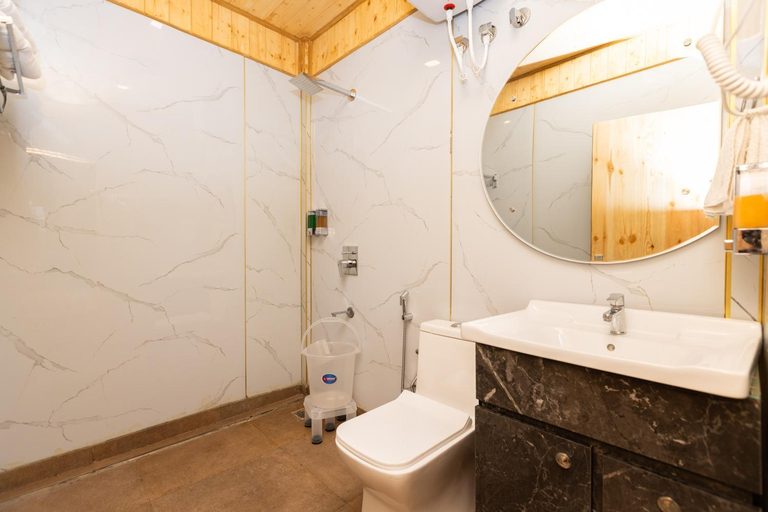 Bathroom, The Hillans Resort & Cottages, Tehri Garhwal
