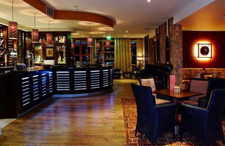Food & Drinks 3, Holiday Inn London Chessington, London