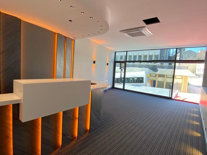 Others 5, And Center Suite, Pendik