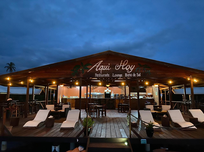 Food & Drinks 4, Aqui hoy cabanas, Bocas del Toro
