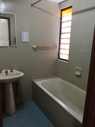 Bathroom, EMPRESS SIGNATURE, Kuala Lumpur