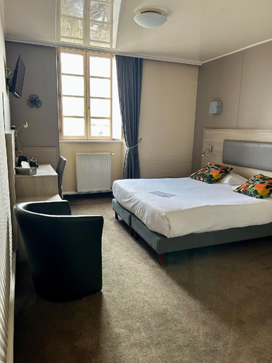 Bedroom 3, Hôtel Marguerite, Côtes-d'Armor