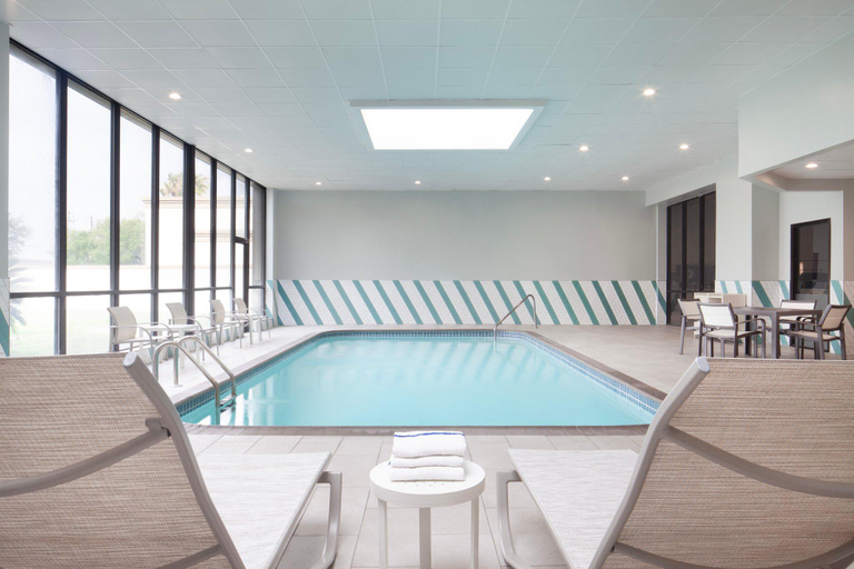 Sport & Beauty 5, Holiday Inn Corpus Christi Arpt & Conf Ctr By IHG, Nueces