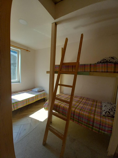Bedroom 3, International Hostel Lapplandia B&B., Pontevedra