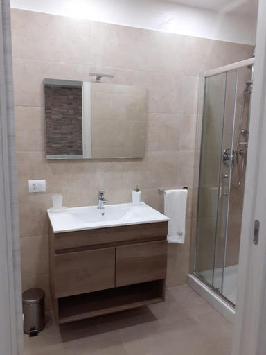 Bathroom, Maison Marguerite, Barletta-Andria-Trani