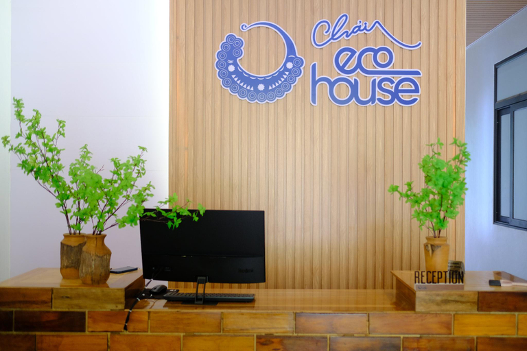 Reception, Chải Eco House, Mù Căng Trai